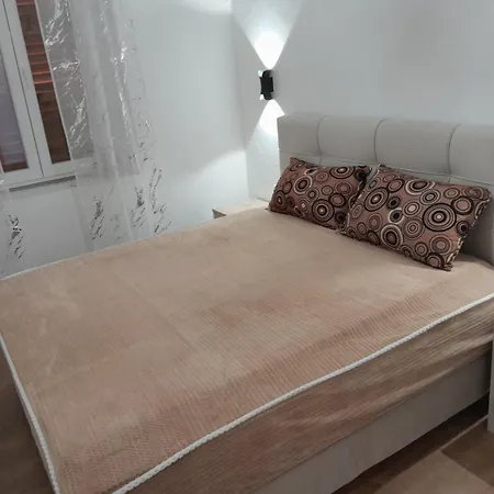 Travunija アパート *